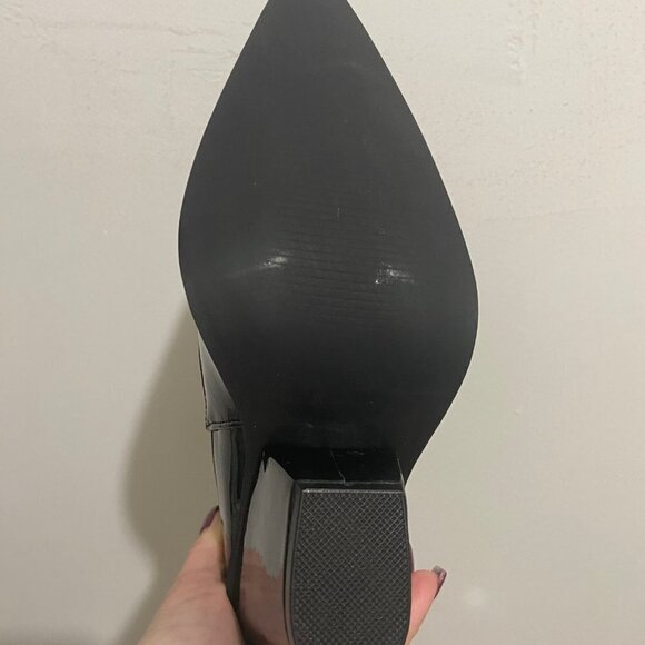 Betsy Bootie Cowboy Style Booties With Shining Faux Patent Leather Size 6 - Picture 3 of 6